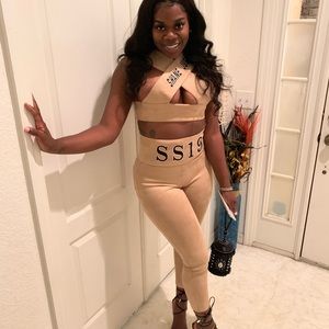 Outfit size (S) worn once for 2 hours